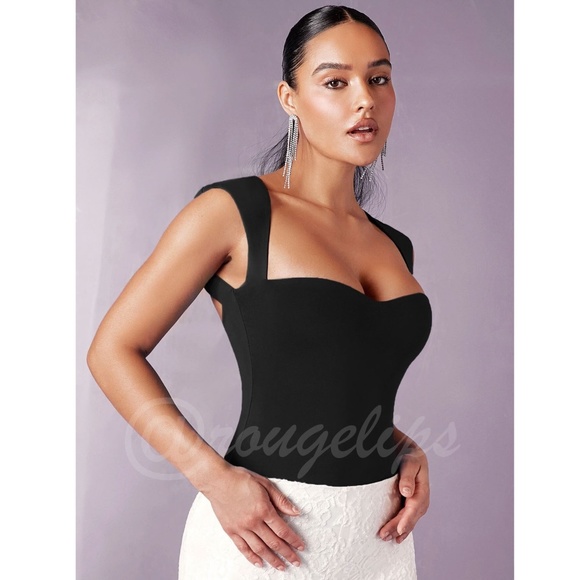 Black Slim Fit Bodysuit Sweetheart Décolleté Neckline Cut Out Back - Picture 4 of 8